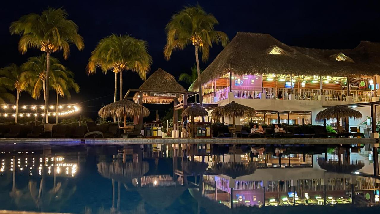 Margaritaville Beach Resort Плая Фламинго Екстериор снимка