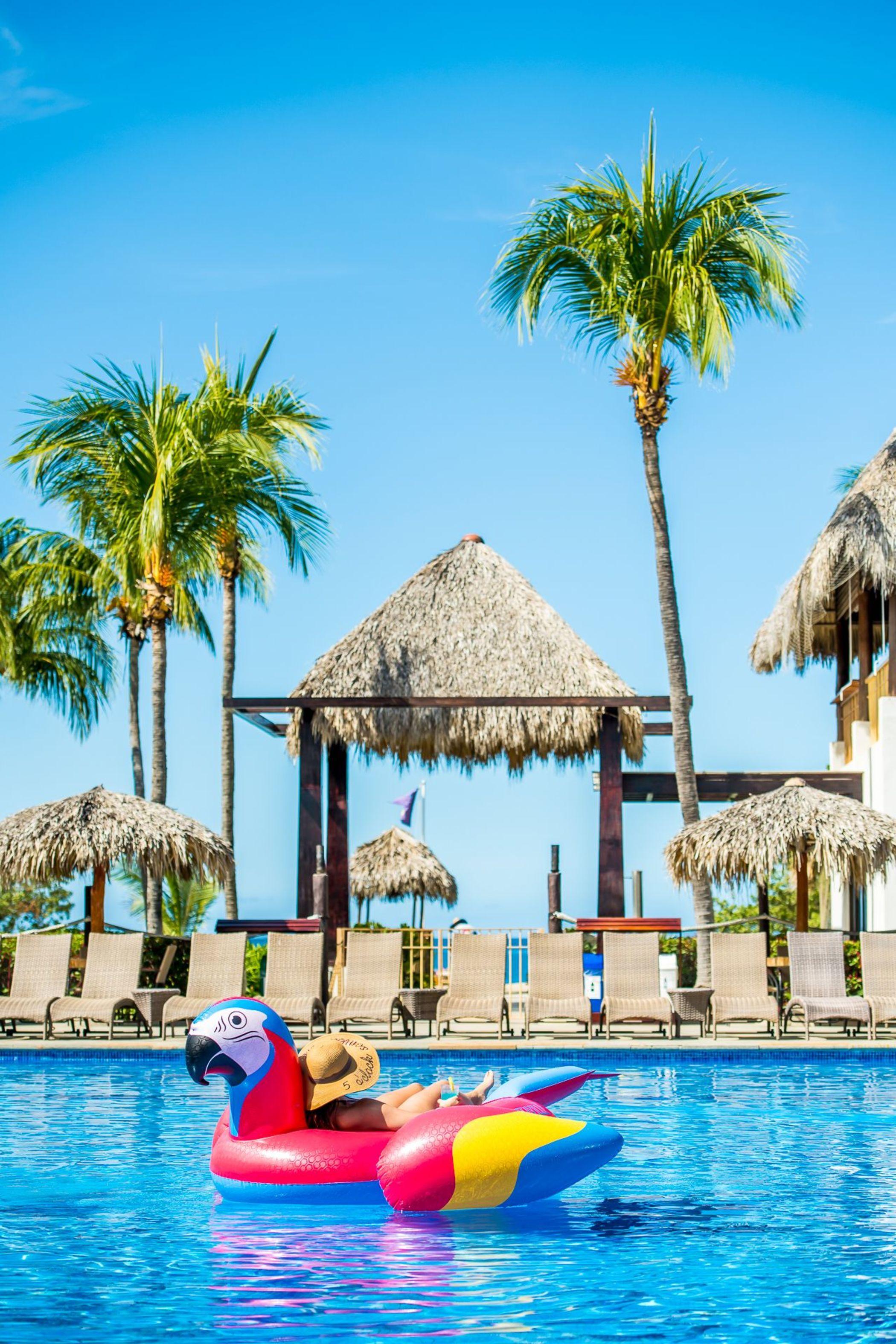 Margaritaville Beach Resort Плая Фламинго Екстериор снимка