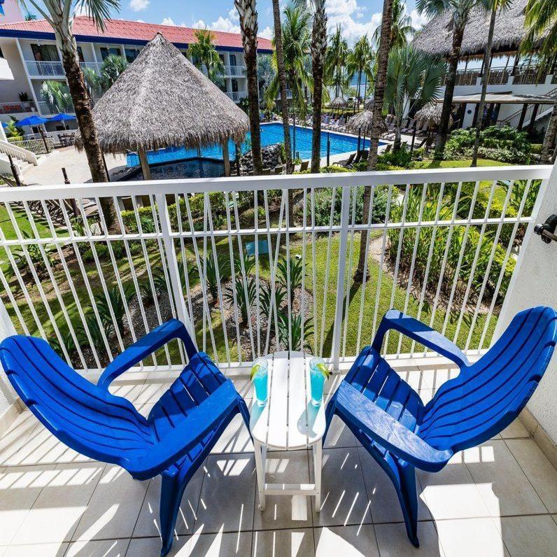Margaritaville Beach Resort Плая Фламинго Екстериор снимка
